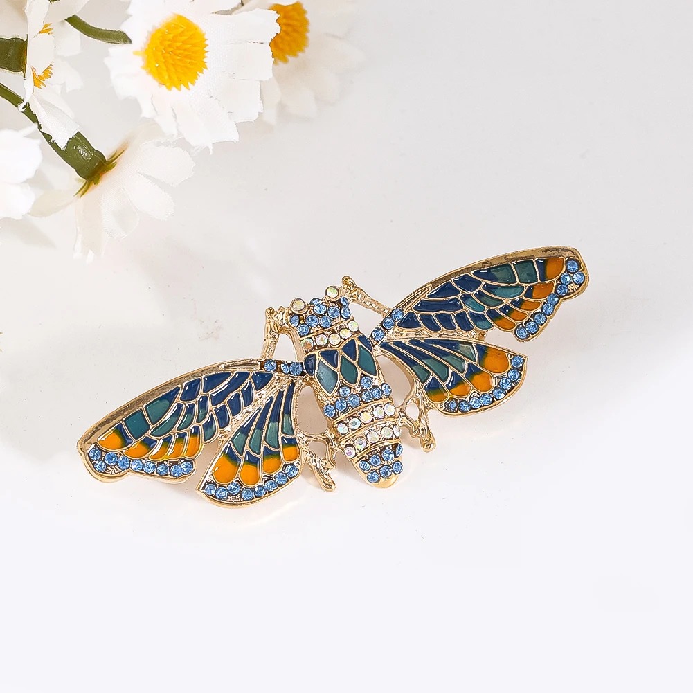 Hunting Outdoor Jacket - Cicada Enamel Rhinestone Brooch Insect Theme